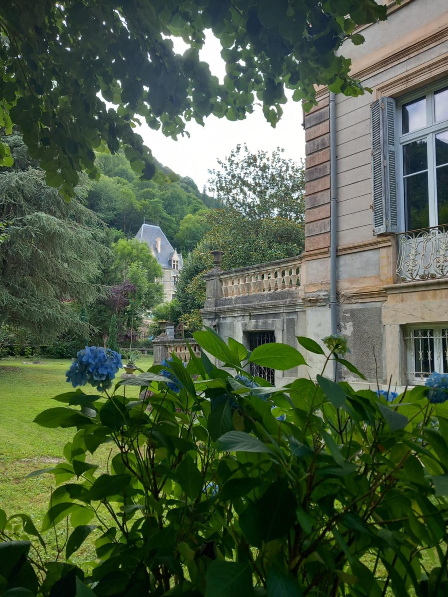 Villa Du Lys Bagnères-de-Luchon Dış mekan fotoğraf